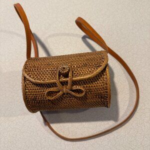 Anthropologie Basket Purse Cross Body Cylinder Shape Lined in Peach + Tan Design